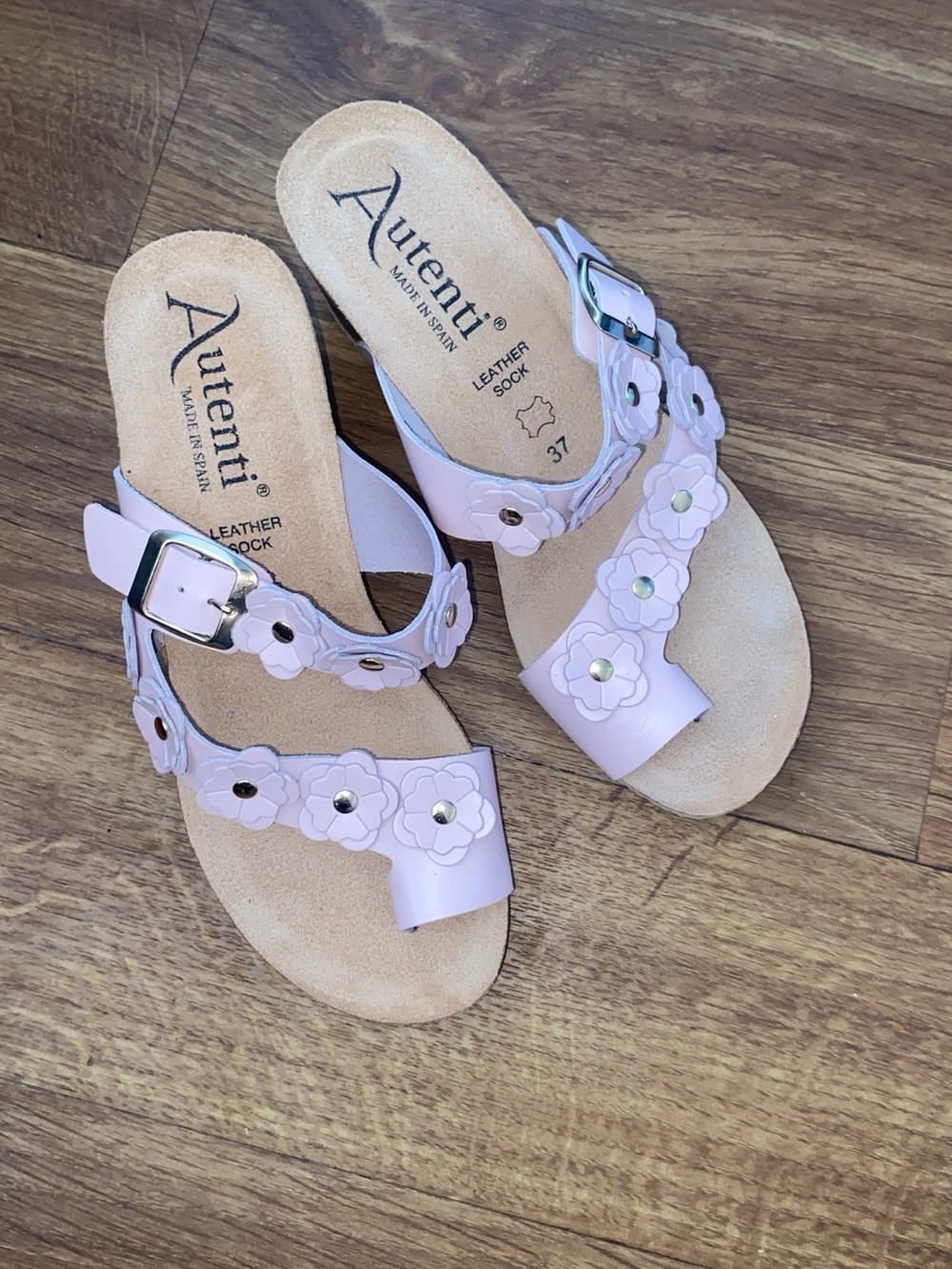 Autenti Pink Floral Buckle Slide Sandals